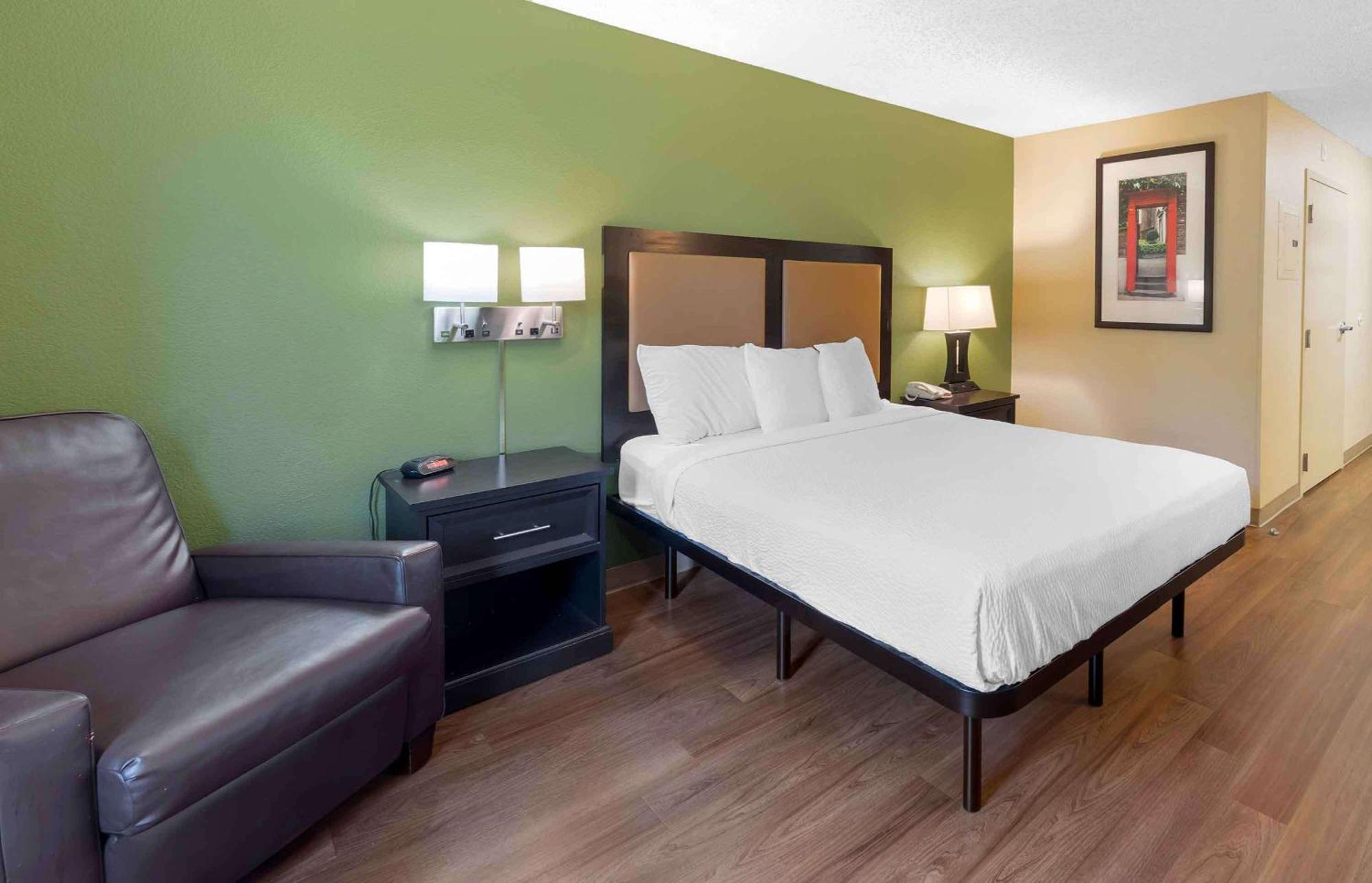 Extended Stay America Suites - Houston - Galleria - Uptown Екстериор снимка