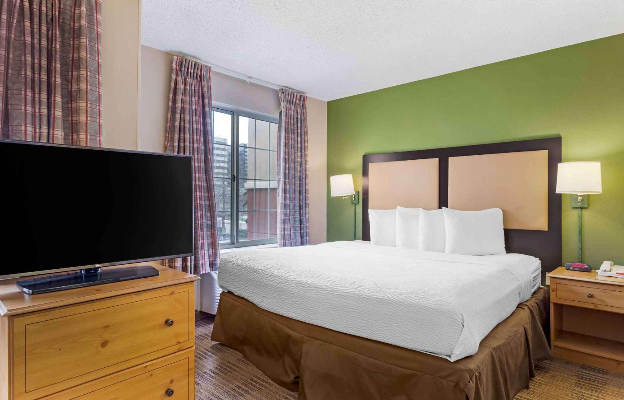 Extended Stay America Suites - Houston - Galleria - Uptown Екстериор снимка