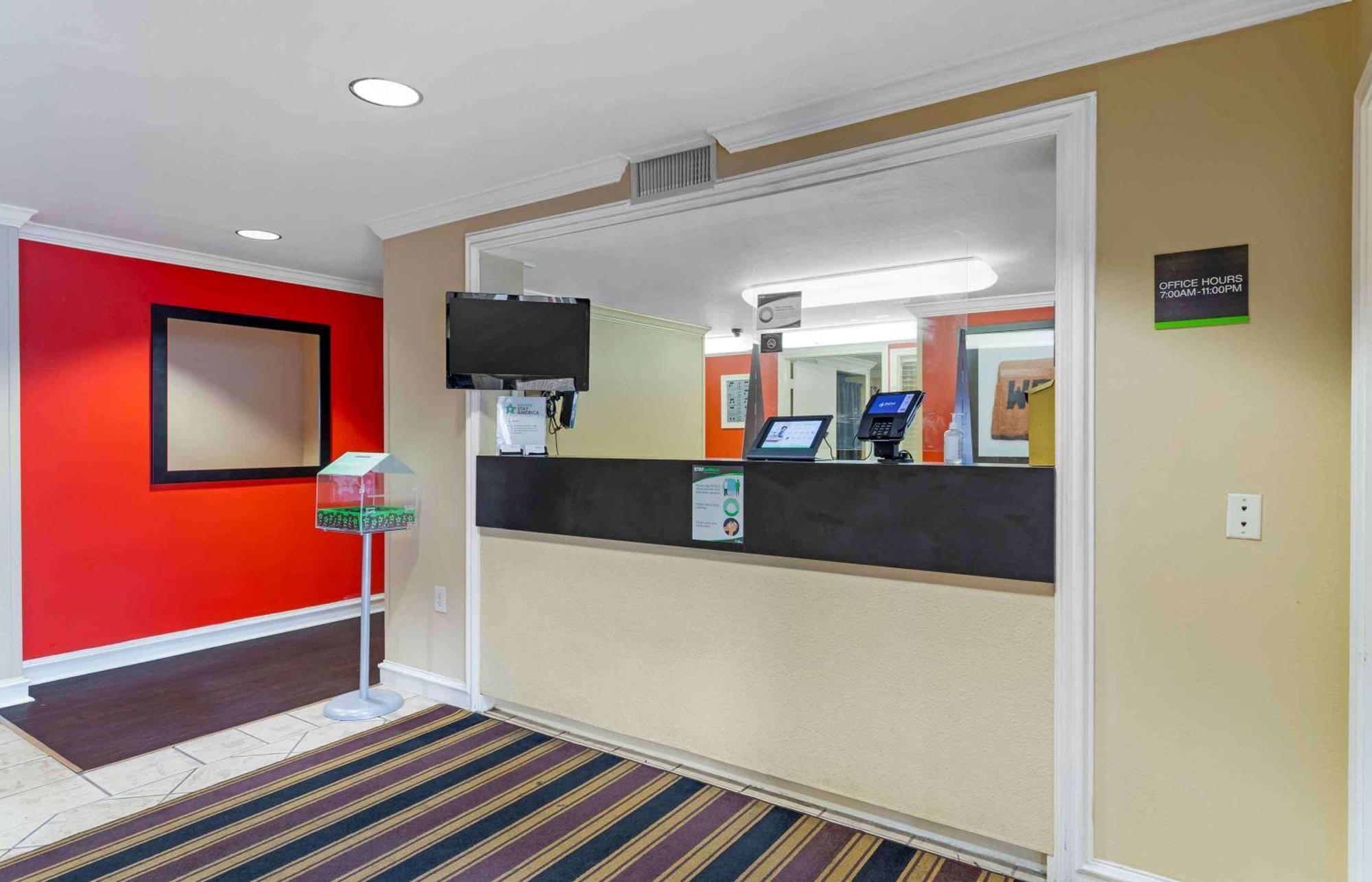 Extended Stay America Suites - Houston - Galleria - Uptown Екстериор снимка
