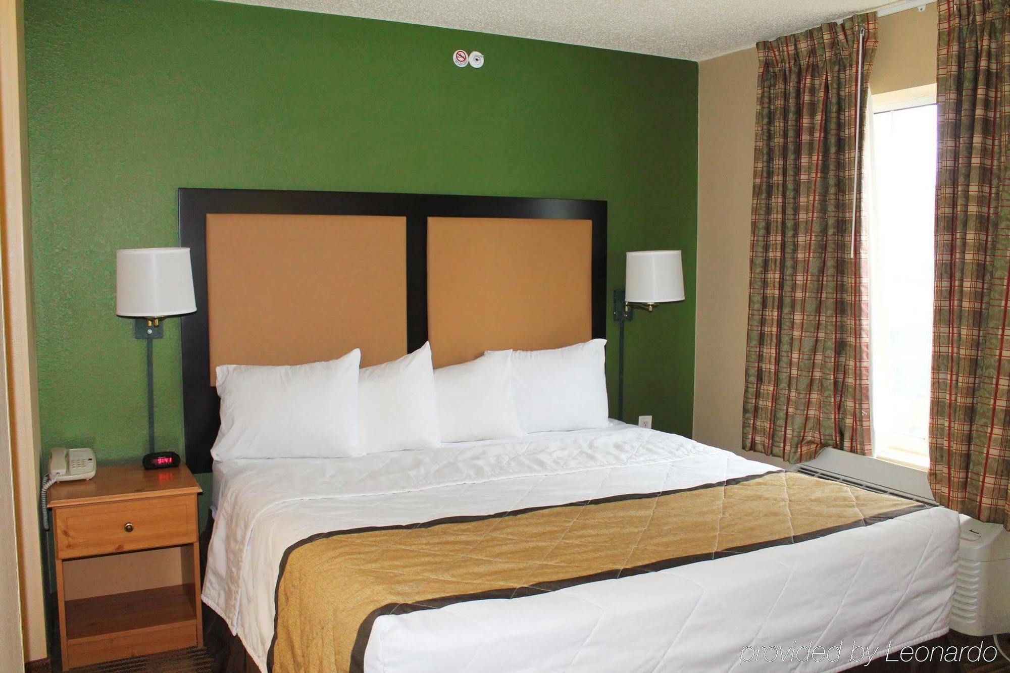 Extended Stay America Suites - Houston - Galleria - Uptown Екстериор снимка